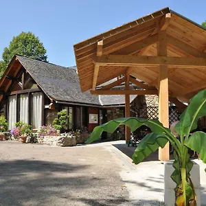 Camping Jardin La Vie En Vert En Ariège Augirein