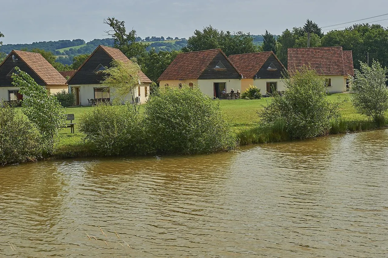 Le Lac Bleu Lacapelle-Marival